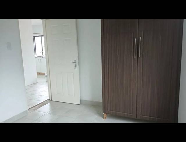 2 BEDROOM PROPERTY TO RENT IN PINELANDS